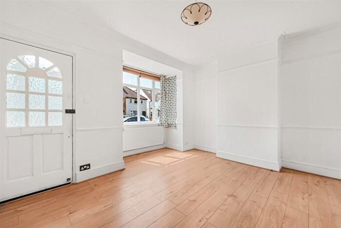 3 Bedroom Semi Detached House To Rent In Westfield Road, Cheam, Sutton, SM1