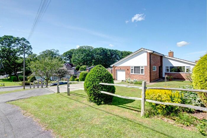 3 Bedroom Detached Bungalow For Sale In Hawthylands Road, Hailsham, BN27