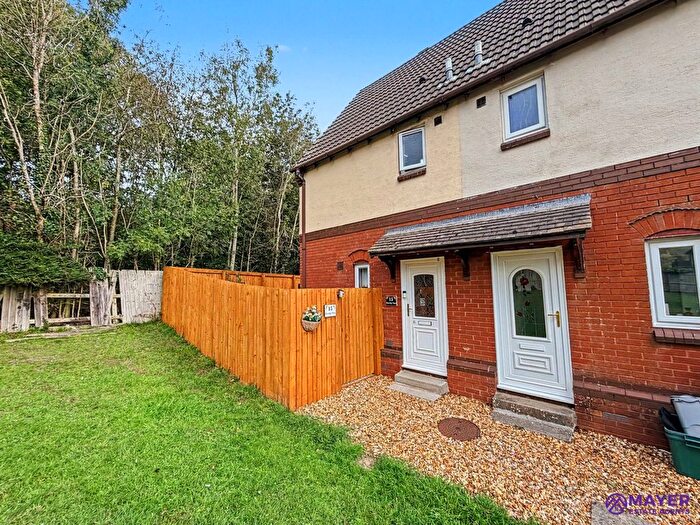 2 Bedroom Semi Detached House For Sale In Rosehip Close, Woolwell, PL6
