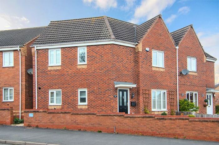 3 Bedroom Semi-Detached House To Rent In High Street, Chase Terrace, Burntwood, WS7