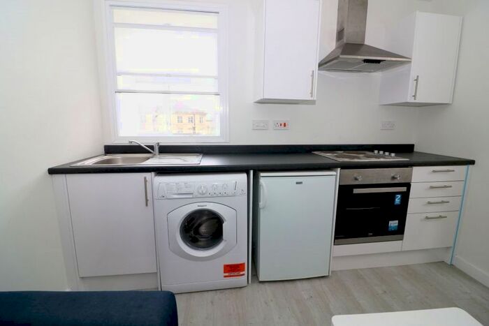 1 Bedroom Flat To Rent In Cheapside Chambers, Bradford, BD1