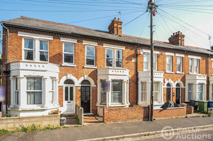 3 Bedroom Terraced House For Sale In Marshall Road, Cambridge, Cambridgeshire, CB1