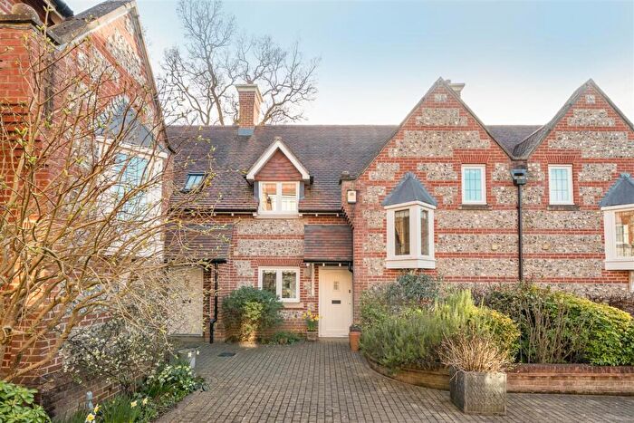 3 Bedroom Terraced House For Sale In Florence Court, Wilton, Salisbury, SP2