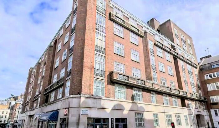 2 Bedroom Flat To Rent In Hertford Street, Mayfair, London, W1J