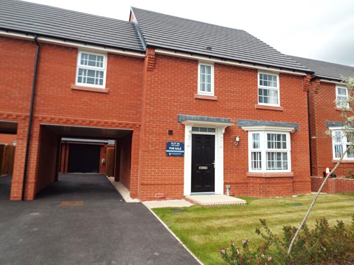 4 Bedroom Link Detached House To Rent In Somerford, Congleton, CW12