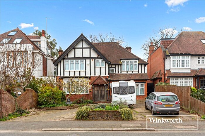 5 Bedroom Detached House For Sale In Dollis Avenue, Finchley, London, N3