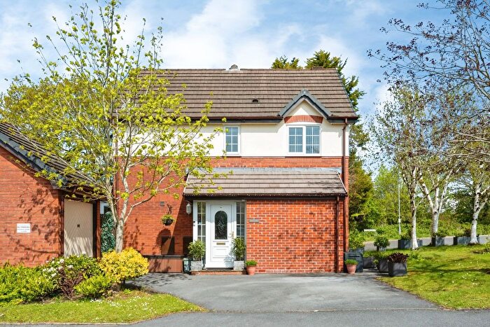 3 Bedroom Semi Detached House For Sale In Clos Brynafon, Gorseinon, Swansea, SA4