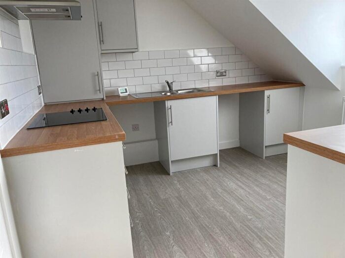 2 Bedroom Apartment To Rent In Radnor Park Avenue, Folkestone, CT19