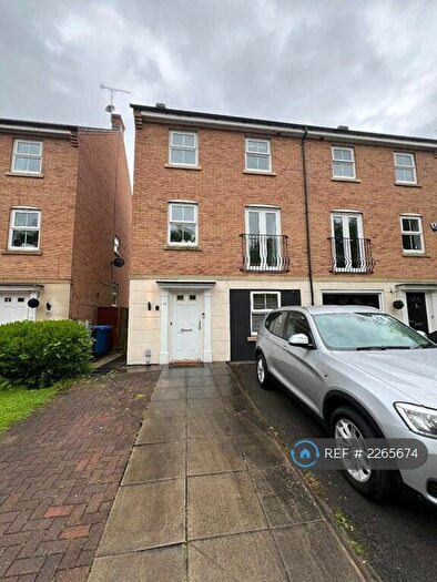 2 Bedroom Flat To Rent In Badgerdale Way, Littleover, Derby, DE23