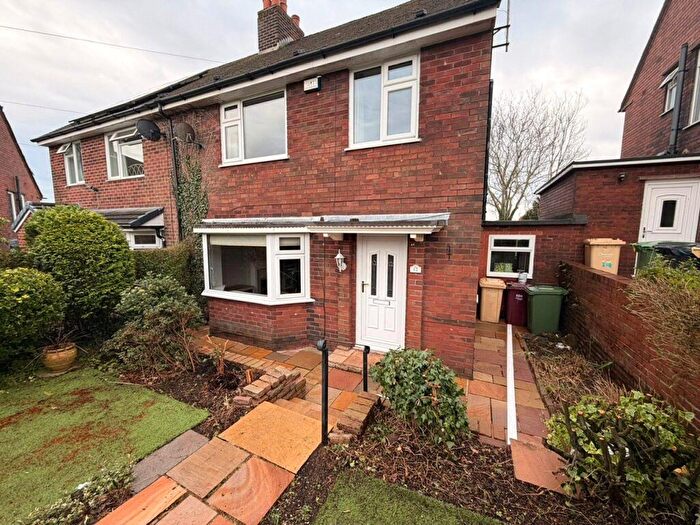 4 Bedroom Semi Detached House To Rent In Makinson Avenue, Horwich, Bolton, BL6