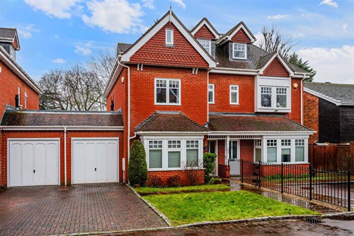 4 Bedroom House For Sale In The Roseberys, Epsom, KT18