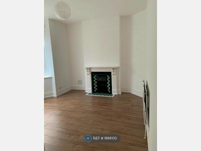 1 Bedroom Flat To Rent In Eden House Road, Sunderland, SR4