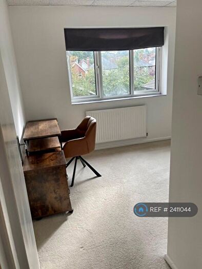 2 Bedroom Flat To Rent In Bournemouth Road, Poole, BH14