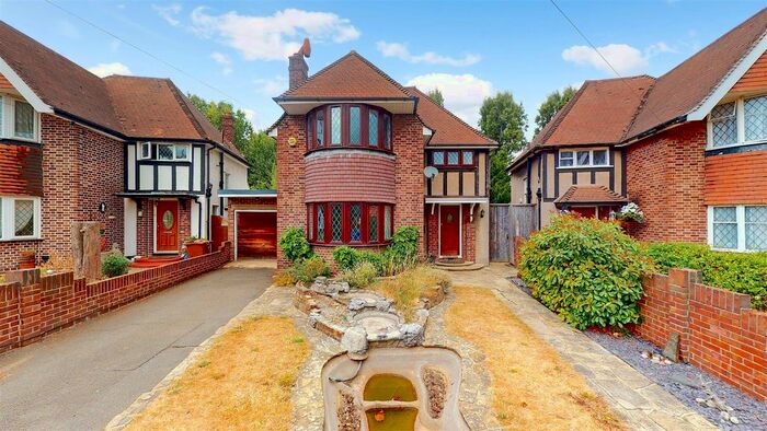 4 Bedroom Detached House To Rent In Murray Avenue, Hounslow, TW3