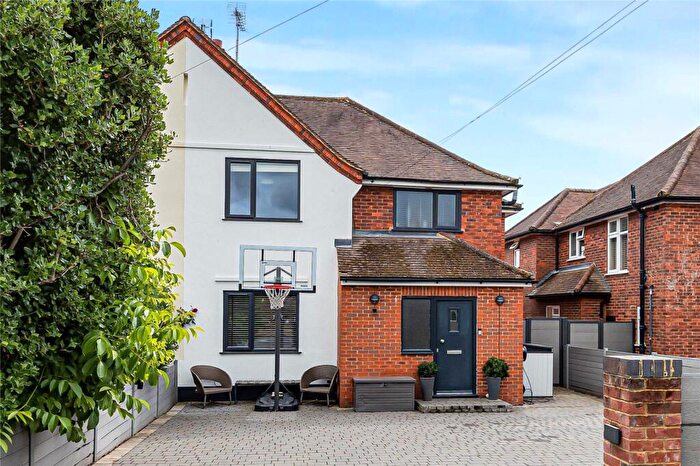 4 Bedroom Semi-Detached House For Sale In Wycombe Road, Marlow, Buckinghamshire, SL7