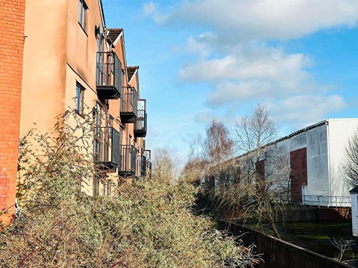 2 Bedroom Property To Rent In Riverview, Chapel Street, EX16