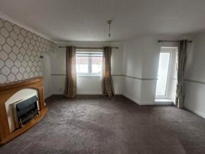 2 Bedroom Flat To Rent In Arnprior Road, Glasgow, G45