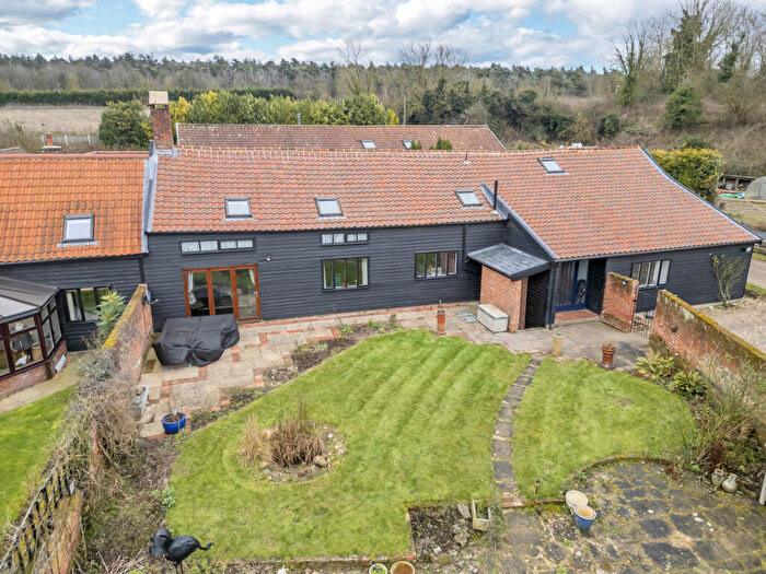 4 Bedroom Barn Conversion For Sale In Pipps Ford, Ipswich, IP6