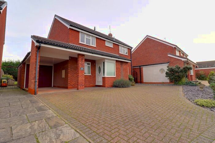 4 Bedroom Detached House To Rent In Ridge Way, Hixon, Stafford, ST18