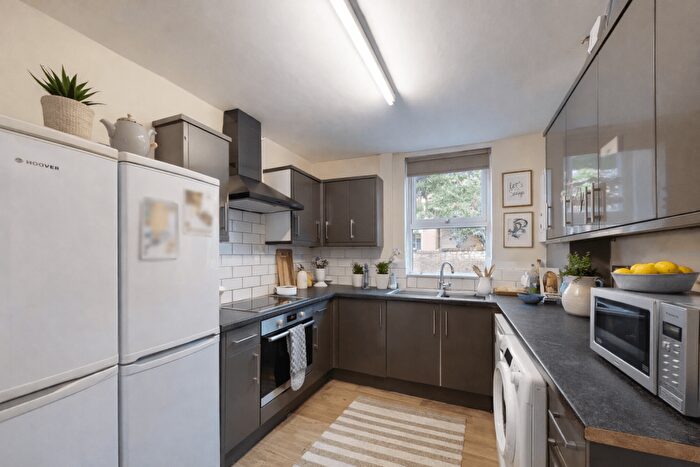 5 Bedroom Semi Detached House To Rent In Devonshire Promenade, Lenton, Nottingham, NG7