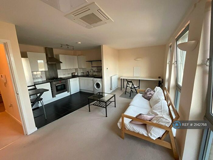 1 Bedroom Flat To Rent In Gascoigne Close, London, N17