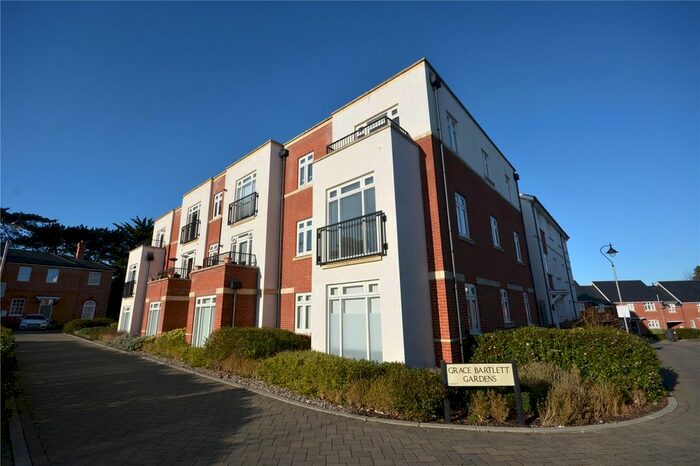 2 Bedroom Flat To Rent In Grace Bartlett Gardens, Chelmsford CM2