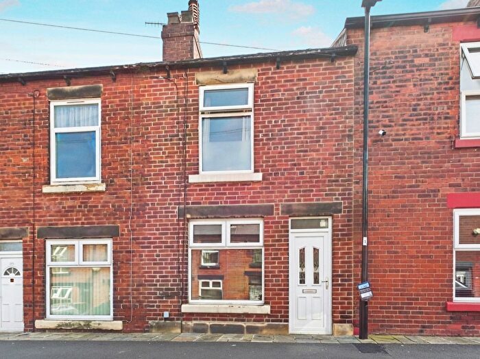 3 Bedroom Terraced House For Sale In Dinnington Road, Woodseats, Sheffield, S8