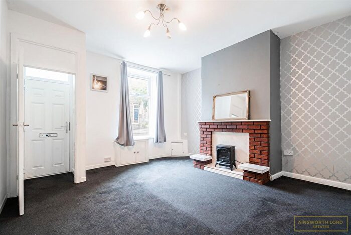 3 Bedroom Terraced House To Rent In Sarah Street, Nr Train Station, Darwen, BB3