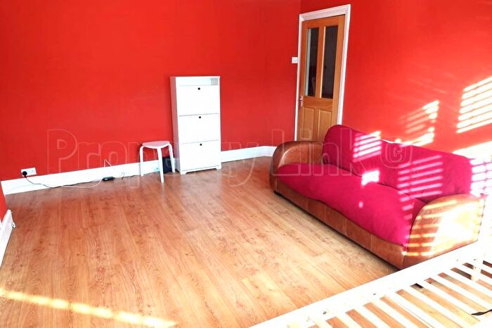 Property To Rent In Blenheim Avenue, Ilford, IG2