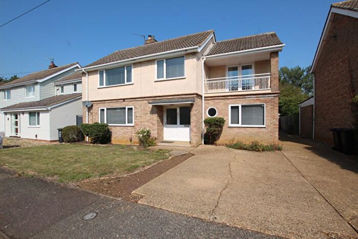 5 Bedroom Detached House To Rent In King Edgar Close, Ely, CB6