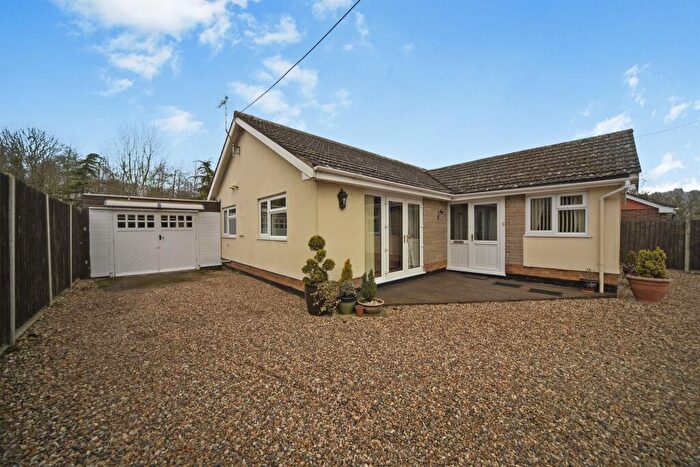 3 Bedroom Detached Bungalow For Sale In Old Bury Road, Stuston, Diss, IP21