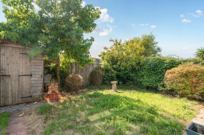 2 Bedroom Detached Bungalow For Sale In Roselands Drive, Paignton, Devon, TQ4