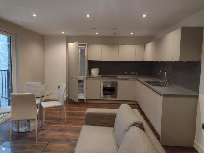 2 Bedroom Apartment To Rent In Greengate Salford, M3