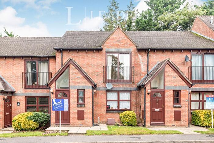 1 Bedroom Flat To Rent In Green Ridges, Headington, Oxford, OX3