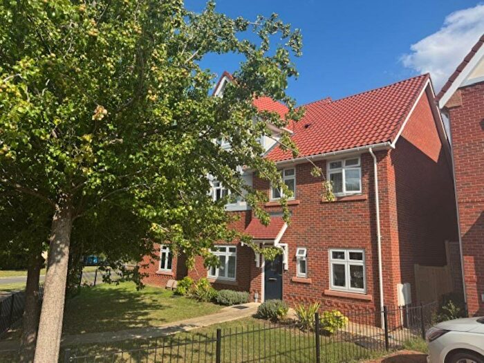 3 Bedroom Semi-Detached House For Sale In Pascal Drive, Medbourne, Milton Keynes, MK5