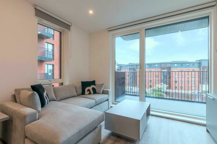 1 Bedroom Apartment To Rent In The Barker, Shadwell Street, B4
