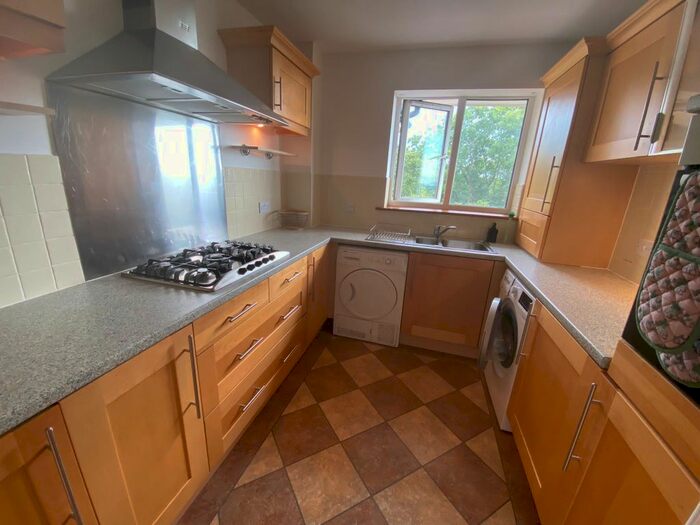 2 Bedroom Flat To Rent In Beachy Head View, St. Leonards-On-Sea, TN38