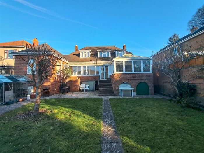 2 Bedroom Detached Bungalow To Rent In Stonehill, Hanham, Bristol, BS15