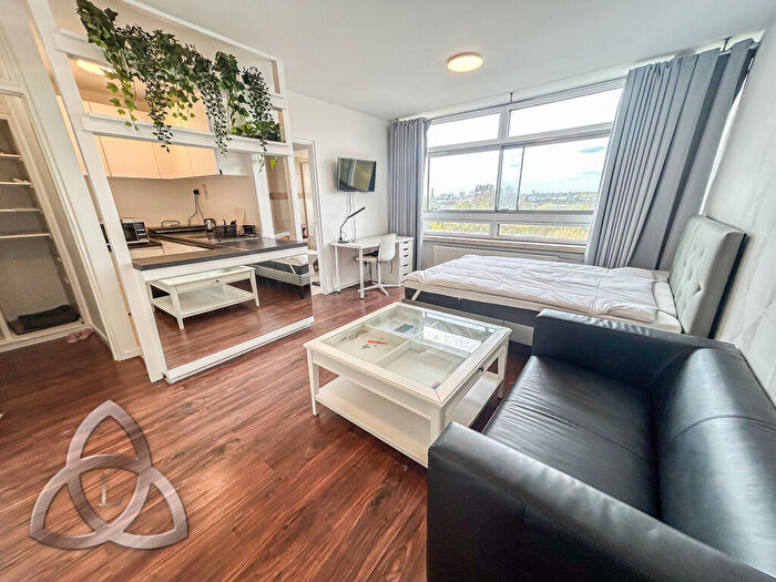 Studio To Rent In Finchley Road, NW8