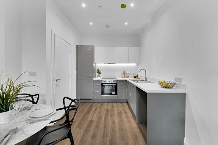 1 Bedroom Flat To Rent In Cotton Gardens, Union Mill, Vernon Street, Bolton, BL1
