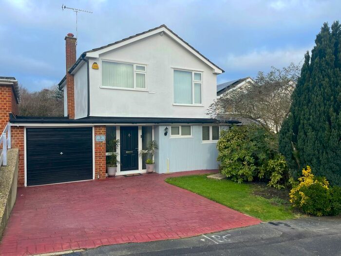 4 Bedroom Detached House To Rent In The Dell, Dunmow, CM6