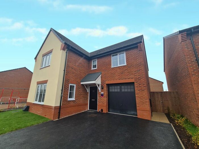 4 Bedroom Detached House To Rent In Chiswell Road, Preston, PR4