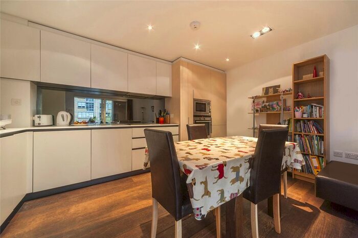 2 Bedroom Flat To Rent In Wharf Road, Islington, N1
