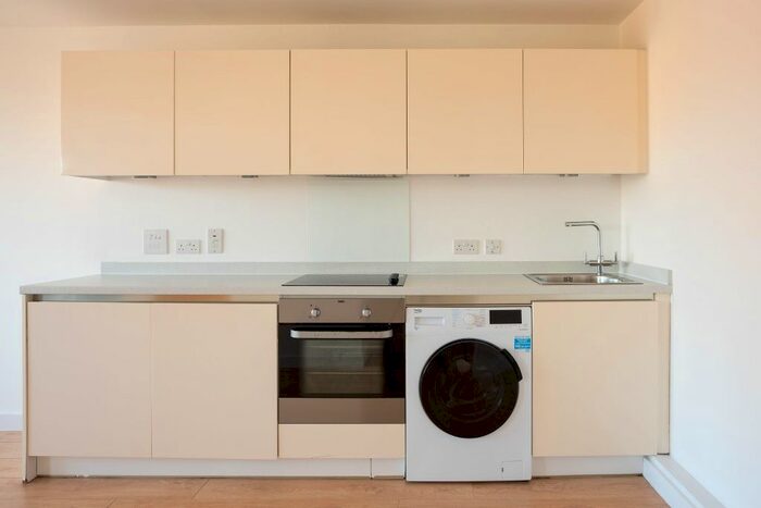 2 Bedroom Flat To Rent In Vida House, Trundleys Road, Deptford, SE8