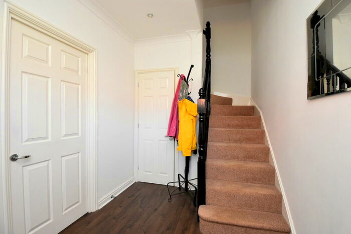 4 Bedroom Detached House For Sale In Chedworth Place, Tattingstone, IP9