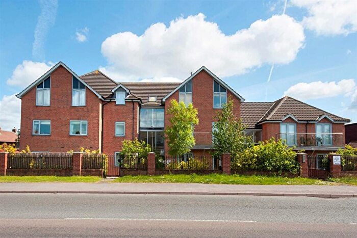 2 Bedroom Apartment To Rent In Plains Road, Nottingham, NG3