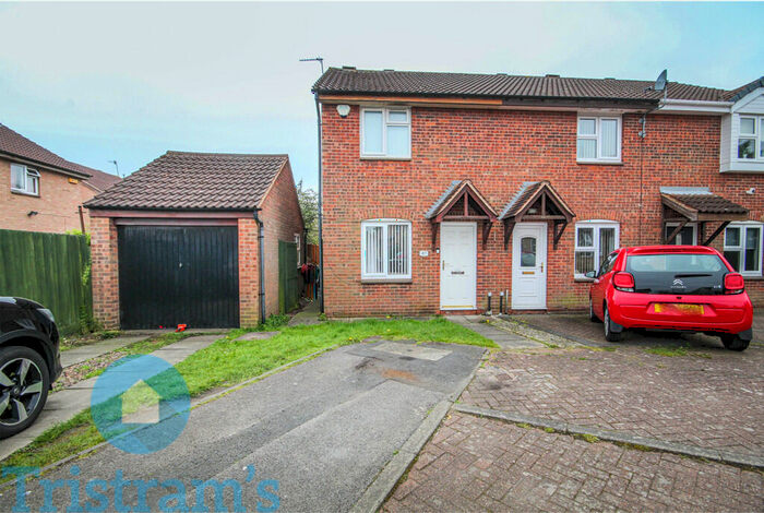 2 Bedroom Semi-Detached House To Rent In Dean Close, Nottingham, NG8