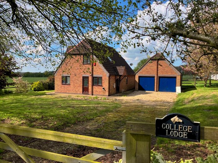 4 Bedroom Detached House To Rent In The Avenue, East Ravendale, DN37