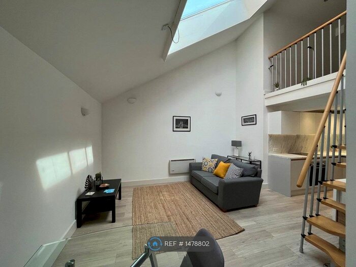 2 Bedroom Flat To Rent In Newton Street, Manchester, M1