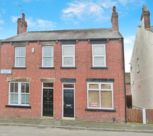 3 Bedroom End Of Terrace House To Rent In Alexandra Grove, Knaresborough, HG5